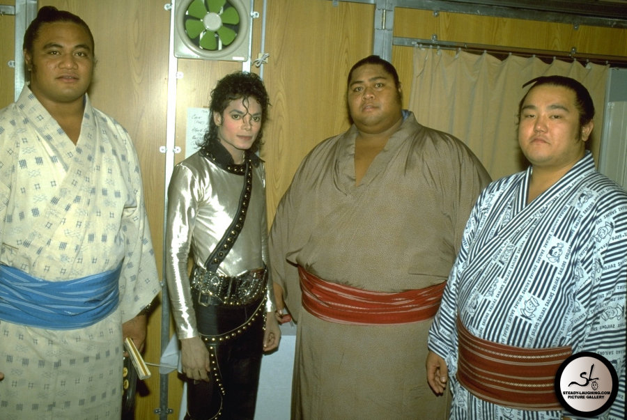 Michael Jackson Japan And The Way We Pretend Things To Be J List Blog
