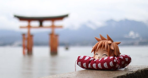 travel around Japan with a demi-chan