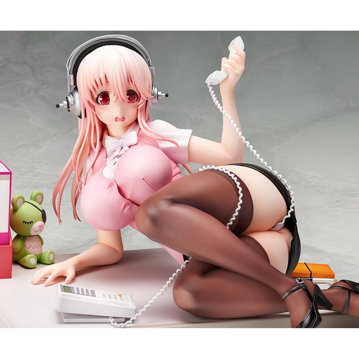 Super Sonico Figure Clumsy OL Anime Figure 2