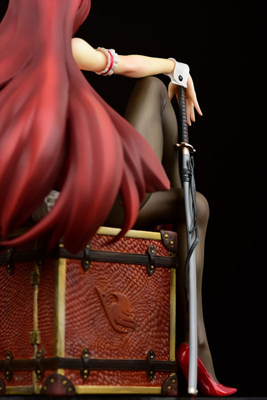 Fairy Tail Erza Scarlet Bunny Girl Anime Figure 0016
