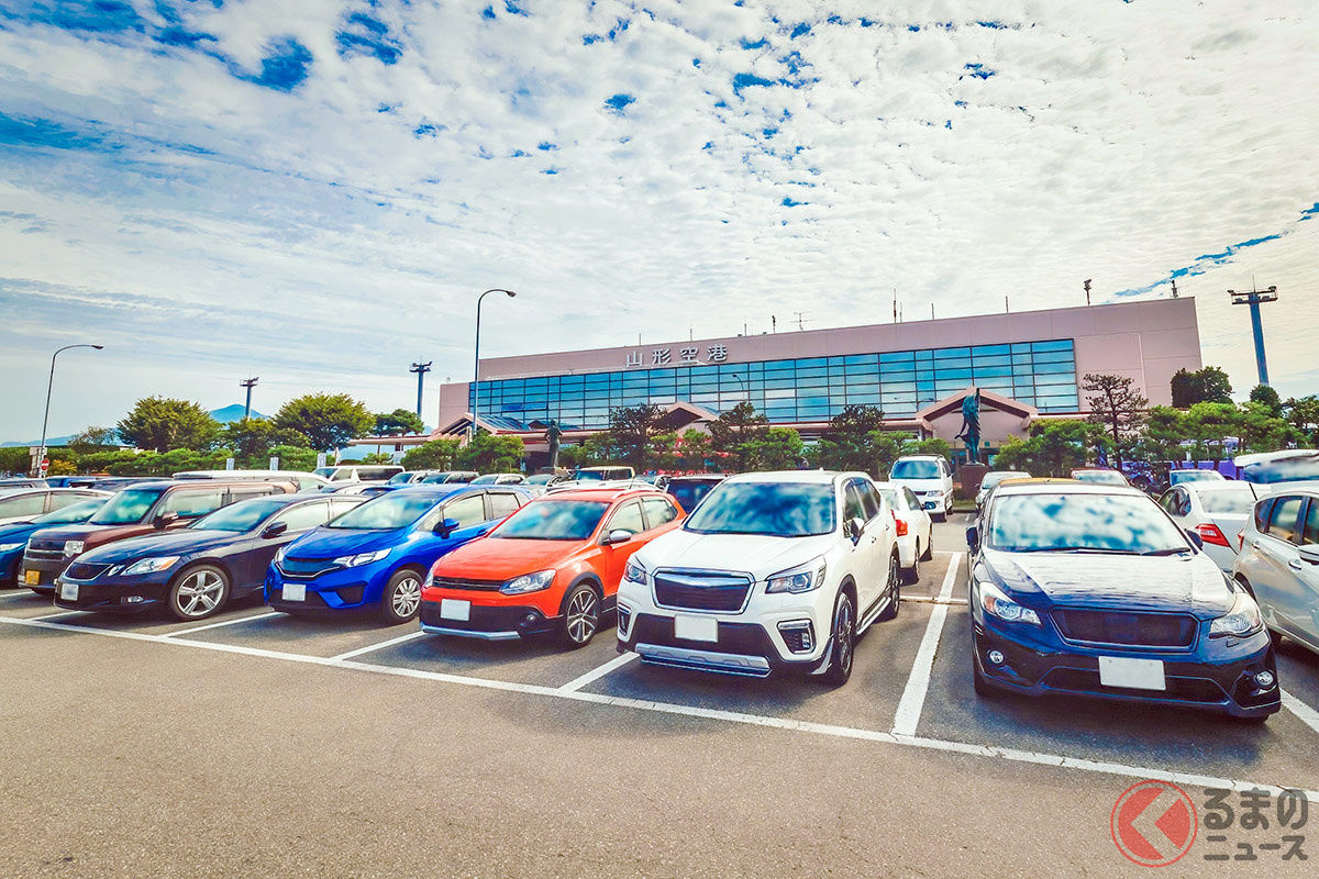 Japanese Love To Back Into Parking Spaces