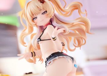 Solarian Azur Lane Bache Figure And Plushie Set Web Cover