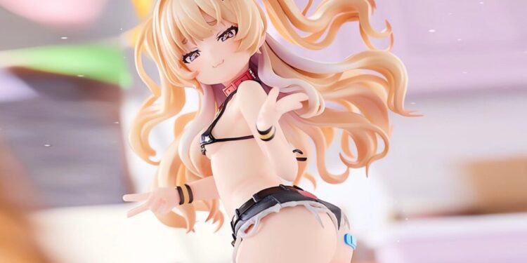 Solarian Azur Lane Bache Figure And Plushie Set Web Cover