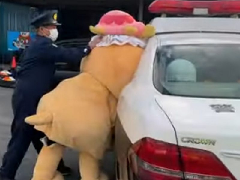 Chiitan tangoed with the police, and lost.