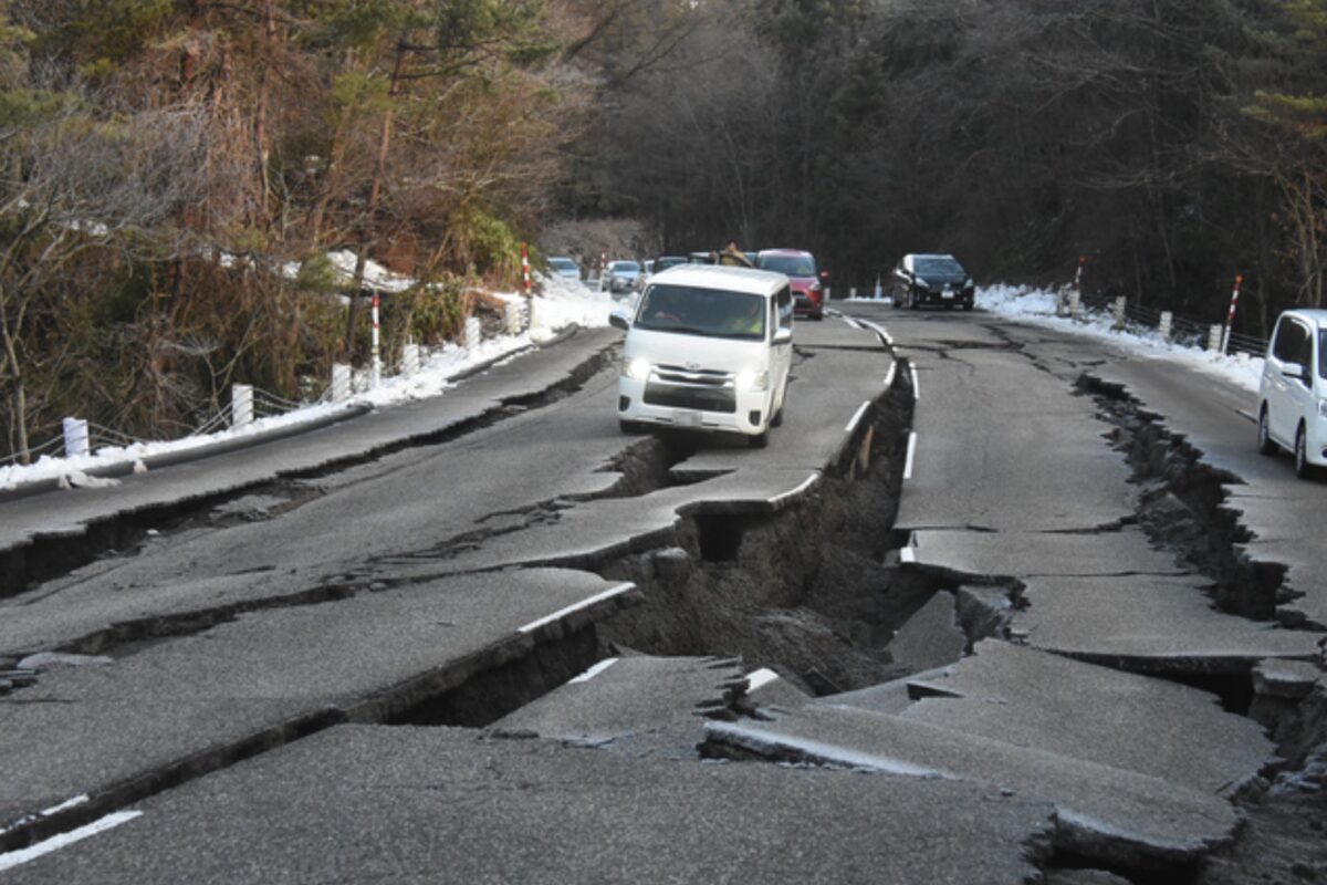 Earthquakes In Japan Road